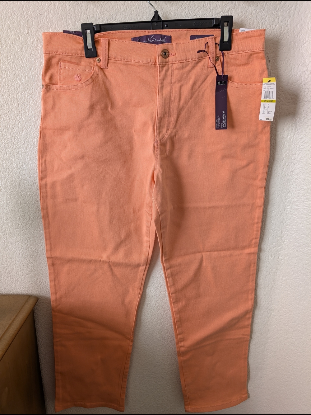 Gloria Vanderbilt Straight Leg Jeans in Peach